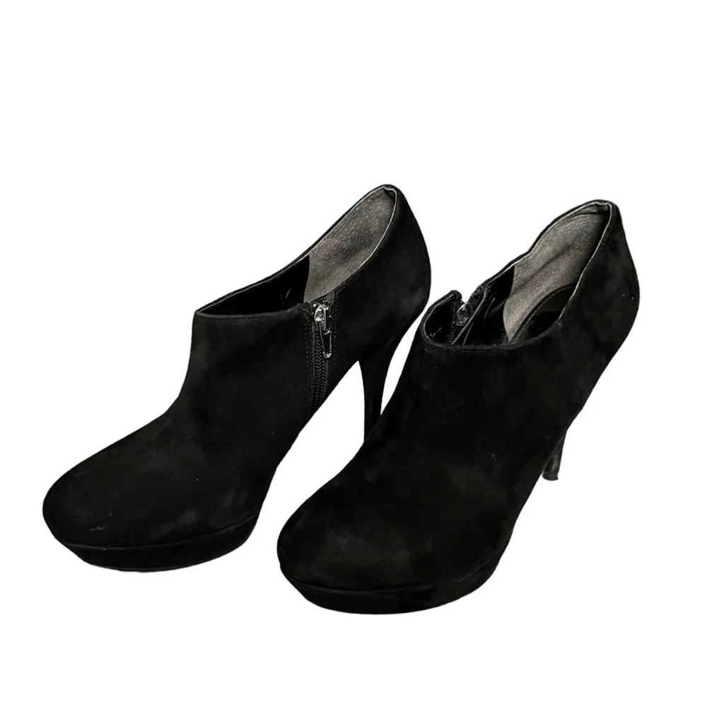 Marc Fisher Black Suede Platform Stiletto Heels Side Zip Booties Size 9.5